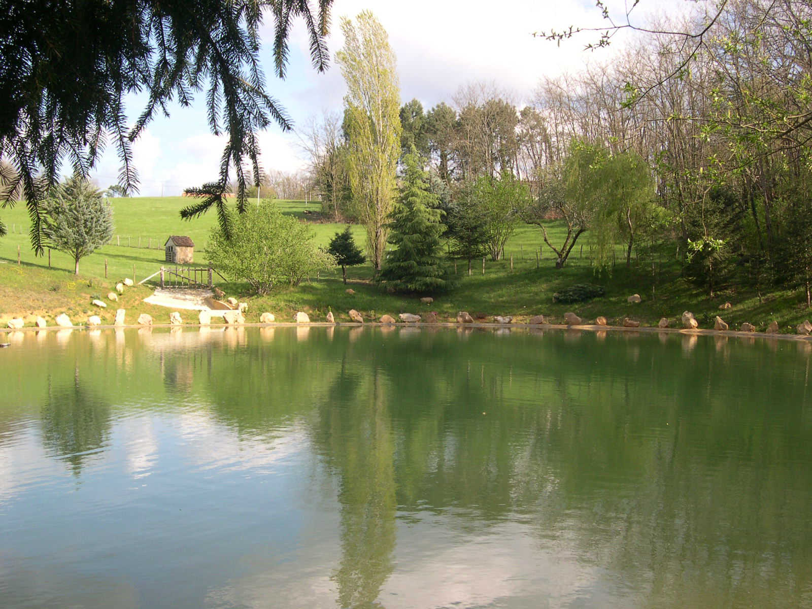 les-lavandes-holiday-cottages-in-black-perigord-dordogne