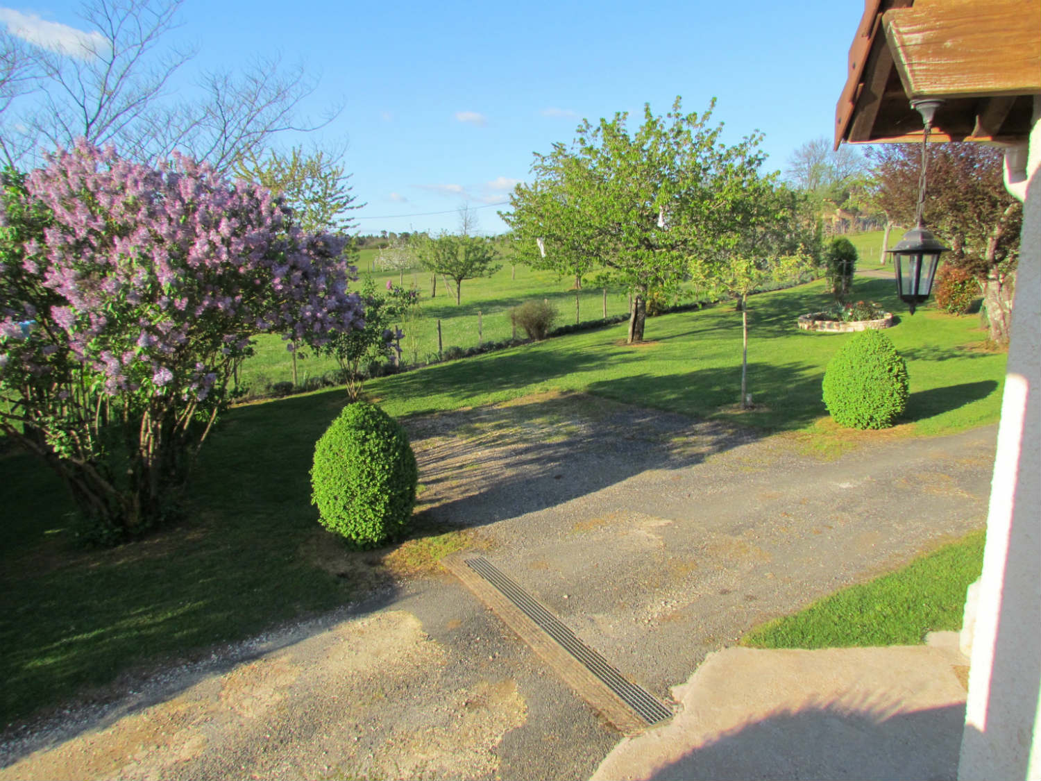 les-lavandes-holiday-cottages-in-black-perigord-dordogne